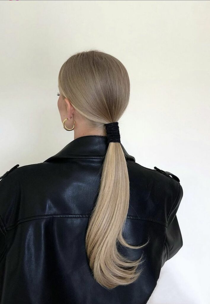 8. The Sleek Ponytail for Old Money Hairstyles. Explore more old money aesthetic hairstyles on the blog.  