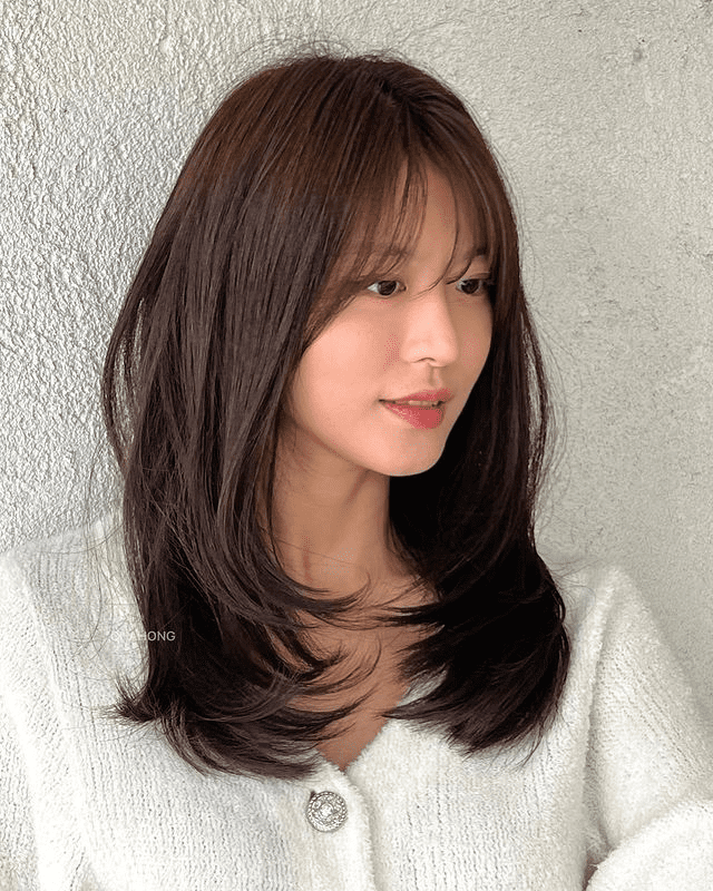 1. Fringe Haircut by @ _hayoni. Click here for more trendy Korean haircuts!