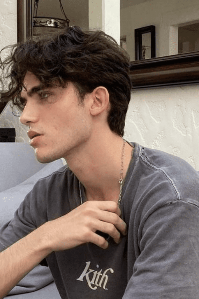 wavy hairstyle ideas for men